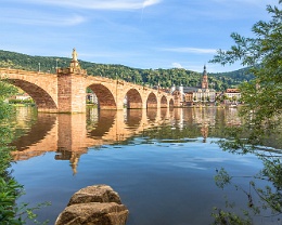 Heidelberg, alte Brücke Erhältlich in folgenden Ausführungen: Passepartout-Bilder: FineArt Prints auf Fotopapier 260g glossy, im Passepartout weiss. Plakate: FineArt Prints auf...